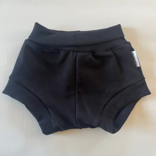 12-18 m Black shorties